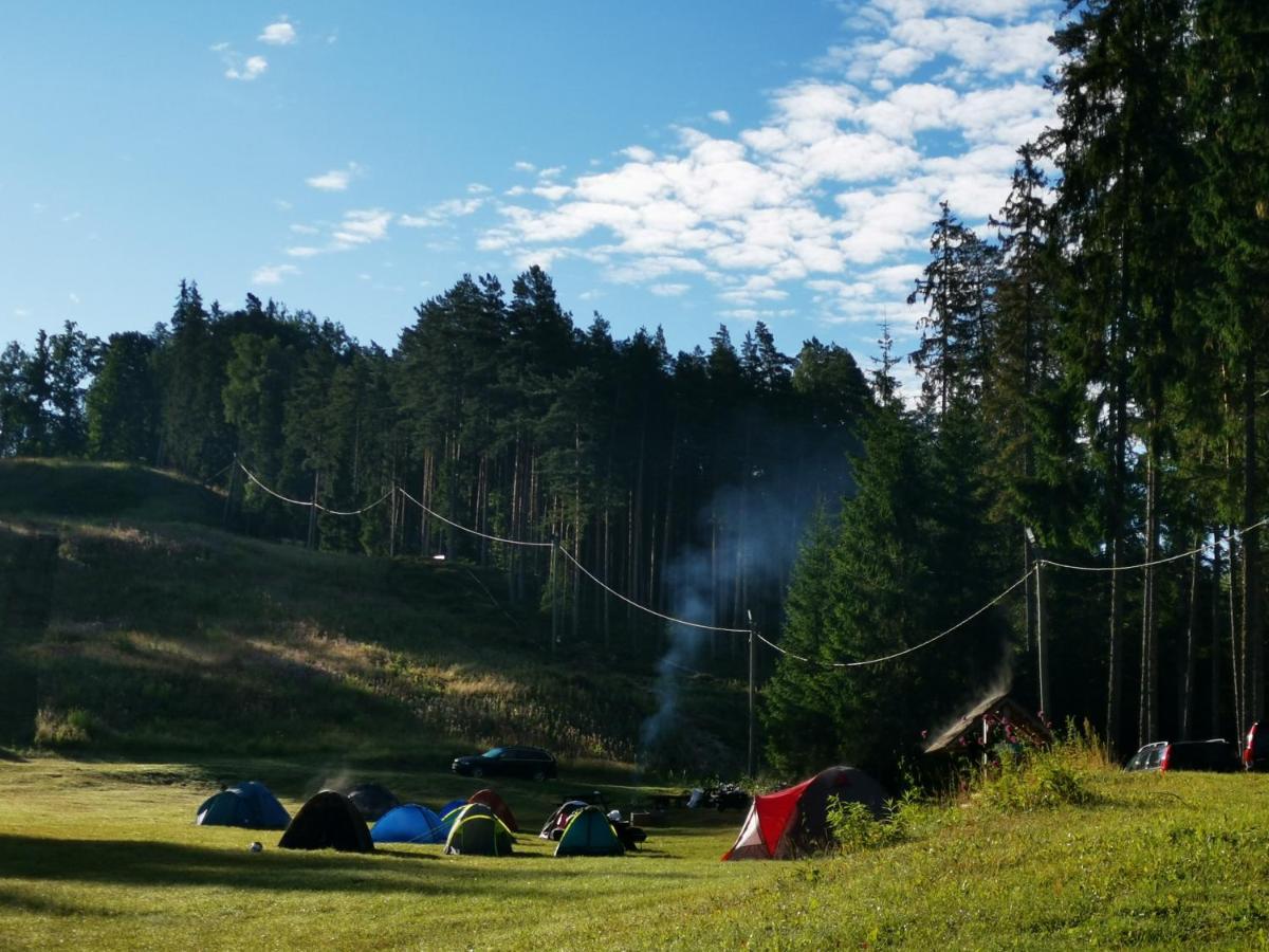 Kempings Ozolkalns Cēsis Kültér fotó